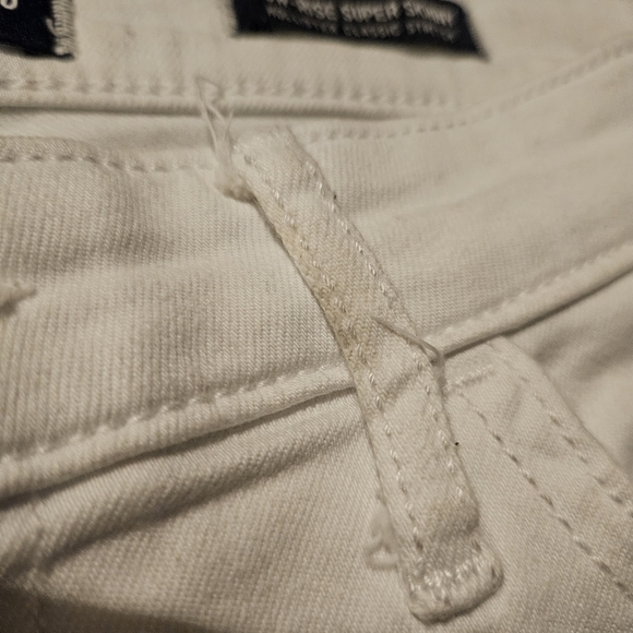 Bundle of Denim Jeans and Shorts + T-Shirt - Picture 9 of 9